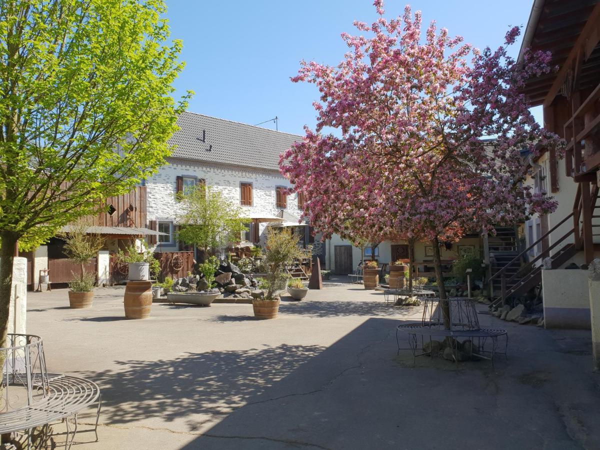 Schoene Wohnung Kleiner Onkel Auf Idyllischem Reiterhof Nahe Burg Eltz Münstermaifeld Eksteriør billede
